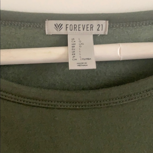 Workout Top - Picture 3 of 3